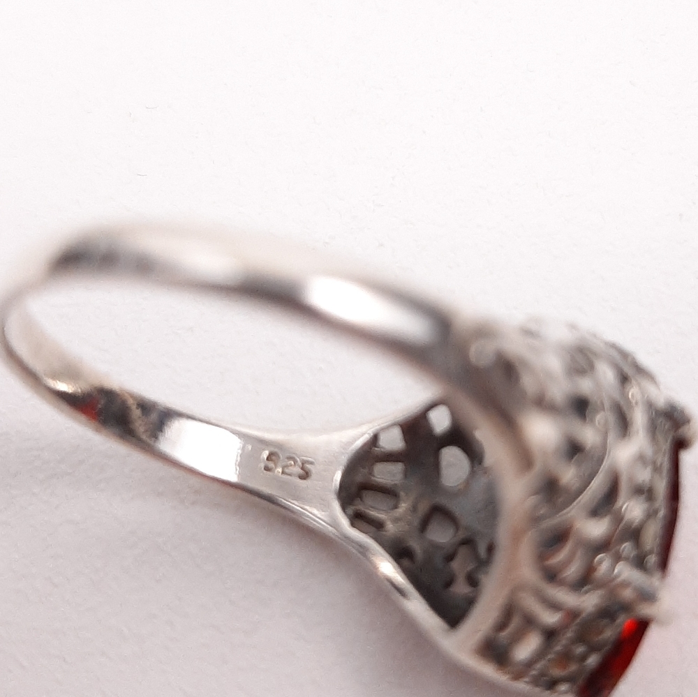 Sterling Silver Ring With Ruby Red Tone Stone .92… - image 3